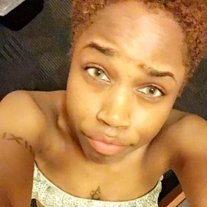 Meet your Posher, Talia